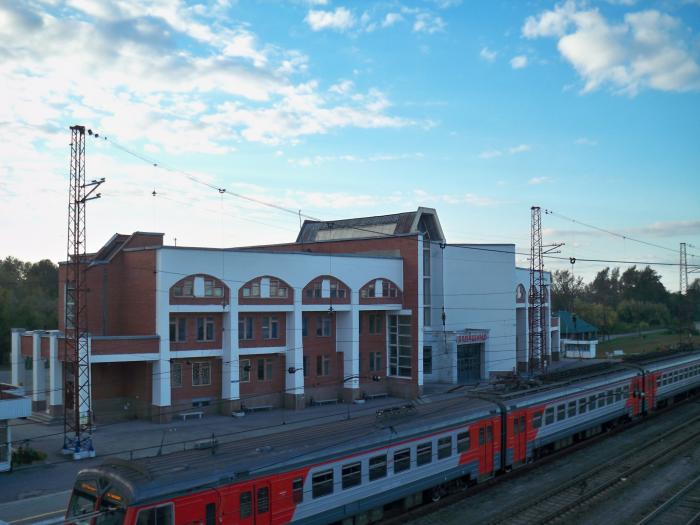 В связи с ремонтными работами  в январе ограничивается маршрут пригородных поездов по станции Аппаратная