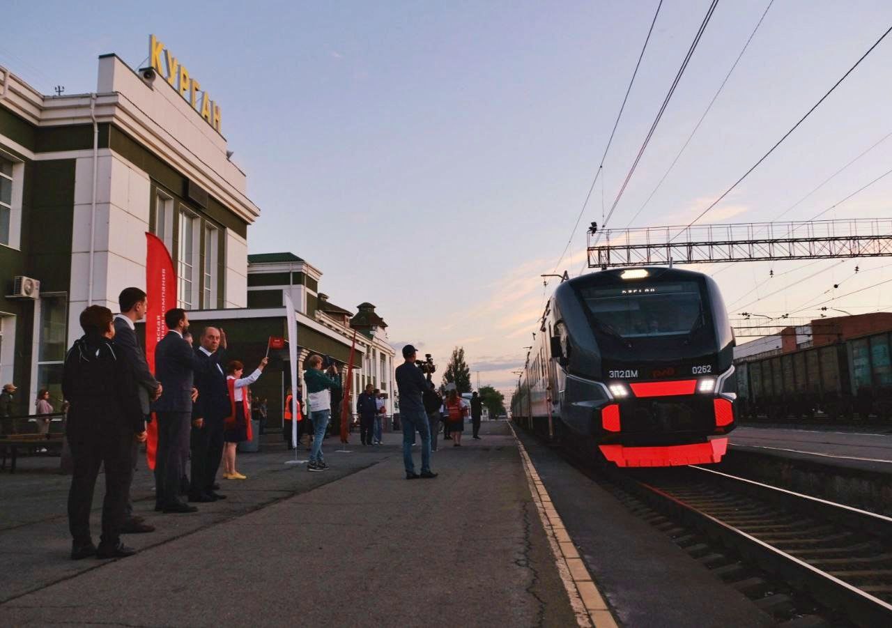 Новый подвижной состав ЭП2Д начал курсировать по маршруту Челябинск – Курган