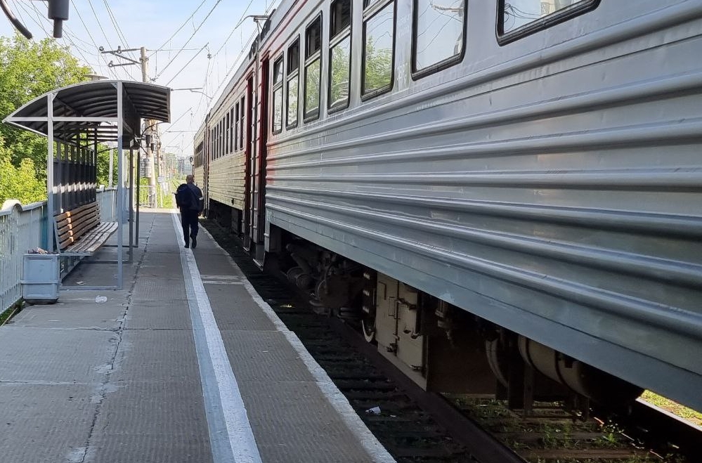 ​Пригородный поезд Егоршино – Нижний Тагил будет делать остановку в пос. Самоцвет