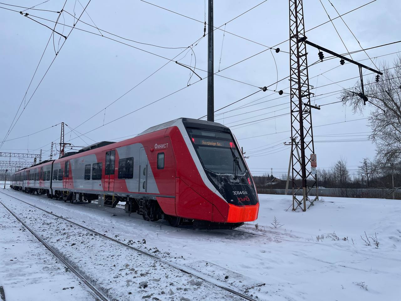 О замене подвижного состава на маршрутах пригородных поездов в Свердловской области