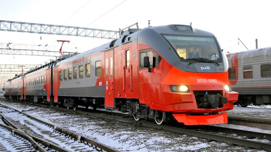 Порядок курсирования некоторых пригородных поездов на ЮУЖД изменится в праздничные дни февраля
