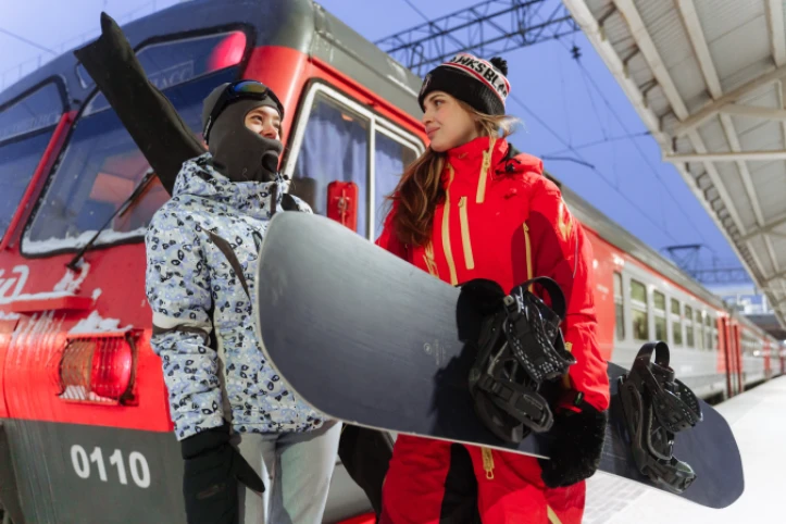 Благодаря продлению мультимодального маршрута Челябинск – Миасс – ГЛК «Солнечная долина» можно посетить самые яркие соревнования сезона по горнолыжному спорту и сноуборду