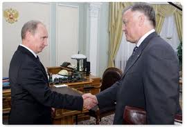 Путин: нужно сохранить бюджетную поддержку РЖД в части пригородных пассажирских перевозок