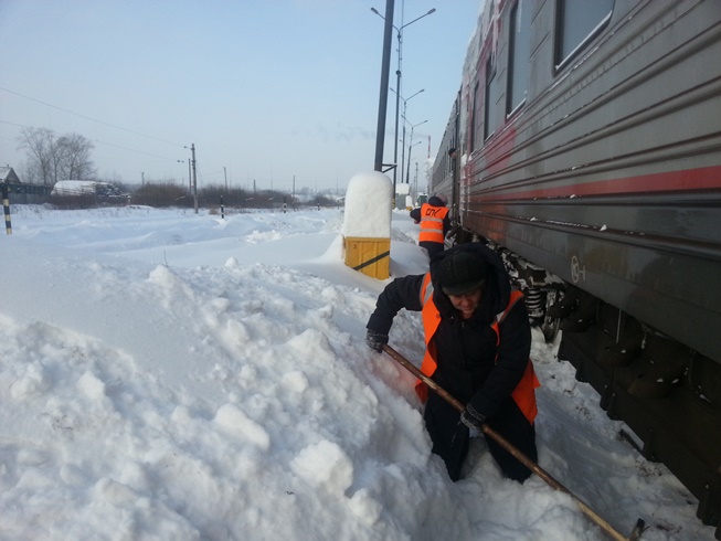 Пригородные поезда, несмотря на неблагоприятные погодные условия, курсируют по расписанию.